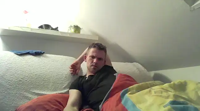 Snapshot of Cambitchboy chatting on 02/02/25, 11:32 Cambitchboy online show from 02/02/25, 11:32