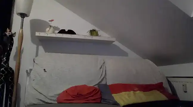 Snapshot of Cambitchboy chatting on 02/06/25, 05:40 Cambitchboy online show from 02/06/25, 05:40