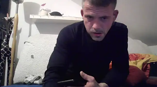 Snapshot of Cambitchboy chatting on 02/20/25, 10:15 Cambitchboy online show from 02/20/25, 10:15