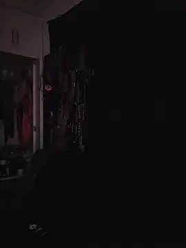 Laura takint online show from 12/19/25, 07:10