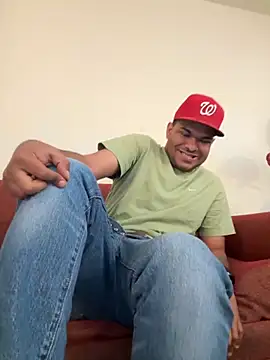 Snapshot of marhi32 chatting on 09/27/25, 05:18 marhi32 online show from 09/27/25, 05:18