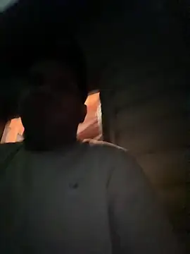 Snapshot of marhi32 chatting on 10/28/25, 11:36 marhi32 online show from 10/28/25, 11:36