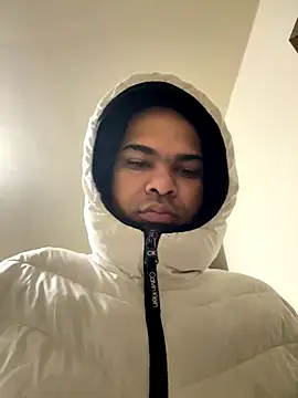 Snapshot of marhi32 chatting on 12/01/25, 12:21 marhi32 online show from 12/01/25, 12:21