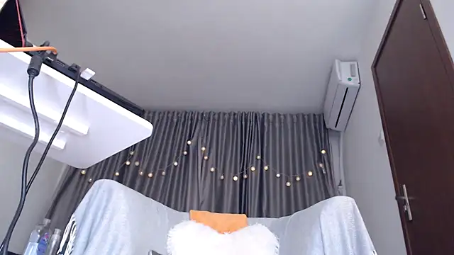 Snapshot of Babe_Licious chatting on 03/27/26, 08:41 Babe Licious online show from 03/27/26, 08:41