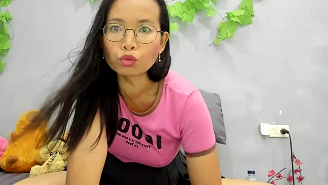 loveley jenny online show from 04/08/26, 08:36