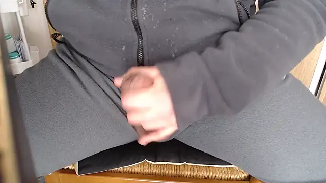 Snapshot of italian_mach chatting on 03/23/26, 02:21 italian mach online show from 03/23/26, 02:21