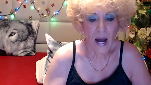 Snapshot of HappyWomanOn chatting on 05/29/26, 08:23 HappyWomanOn online show from 05/29/26, 08:23