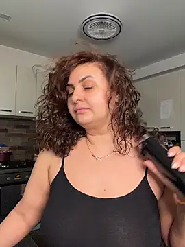 Snapshot of AnneKane chatting on 02/06/26, 08:29 AnneKane online show from 02/06/26, 08:29