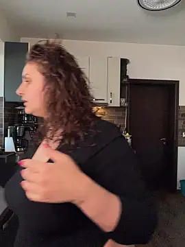 Snapshot of AnneKane chatting on 02/27/26, 06:13 AnneKane online show from 02/27/26, 06:13