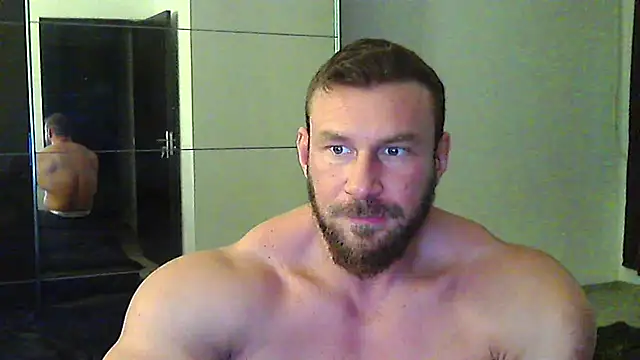 Snapshot of muscularkevin chatting on 01/06/26, 02:21 muscularkevin online show from 01/06/26, 02:21