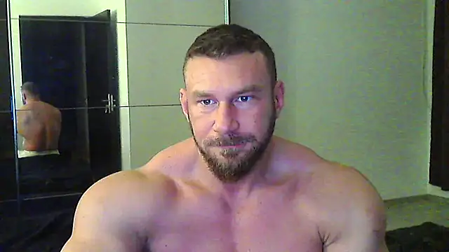 Snapshot of muscularkevin chatting on 01/10/26, 04:58 muscularkevin online show from 01/10/26, 04:58