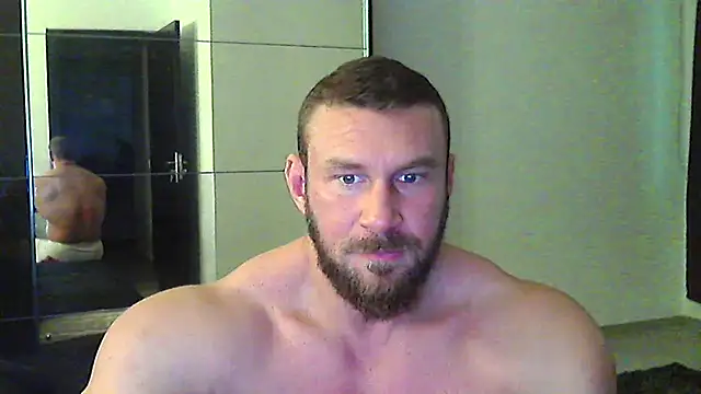 Snapshot of muscularkevin chatting on 02/12/26, 02:34 muscularkevin online show from 02/12/26, 02:34