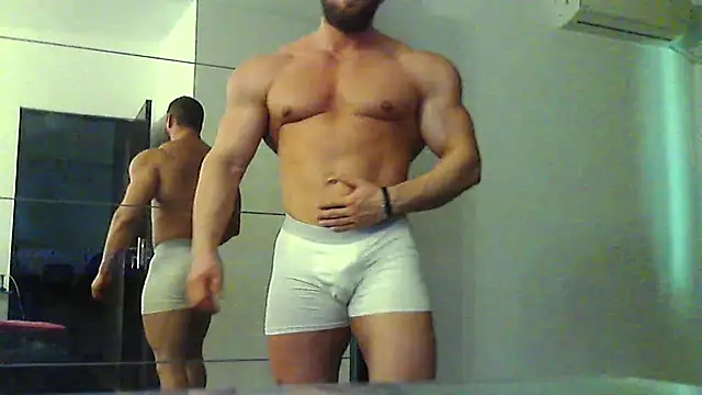 Snapshot of muscularkevin chatting on 02/16/26, 02:13 muscularkevin online show from 02/16/26, 02:13