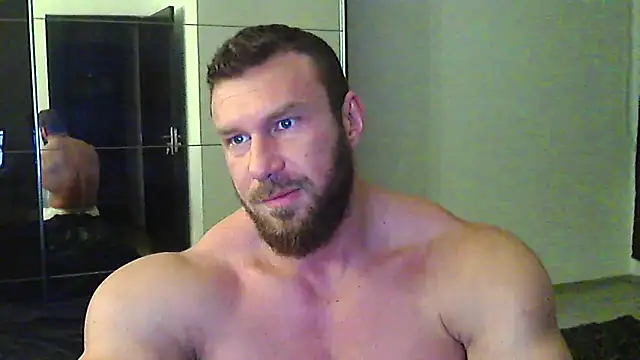 Snapshot of muscularkevin chatting on 02/18/26, 05:14 muscularkevin online show from 02/18/26, 05:14