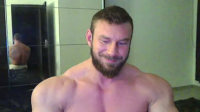Snapshot of muscularkevin chatting on 02/19/26, 04:41 muscularkevin online show from 02/19/26, 04:41