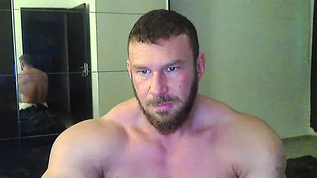 Snapshot of muscularkevin chatting on 03/05/26, 05:14 muscularkevin online show from 03/05/26, 05:14