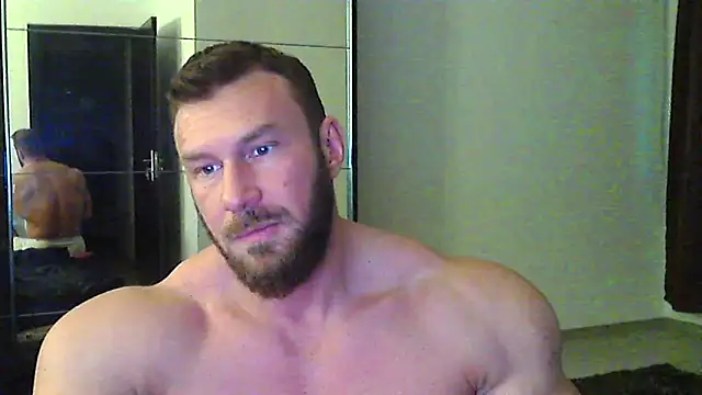 Snapshot of muscularkevin chatting on 03/07/26, 05:04 muscularkevin online show from 03/07/26, 05:04