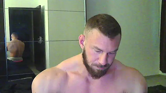 Snapshot of muscularkevin chatting on 03/11/26, 04:40 muscularkevin online show from 03/11/26, 04:40