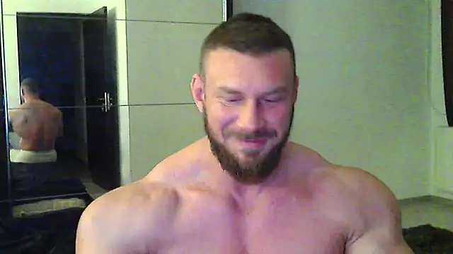 Snapshot of muscularkevin chatting on 03/18/26, 04:48 muscularkevin online show from 03/18/26, 04:48