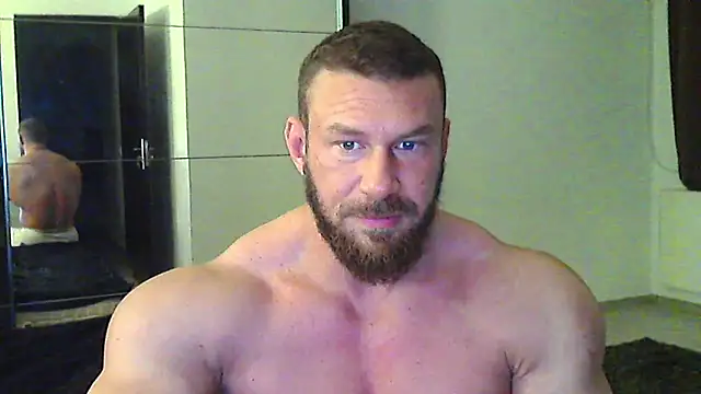 Snapshot of muscularkevin chatting on 03/25/26, 04:40 muscularkevin online show from 03/25/26, 04:40