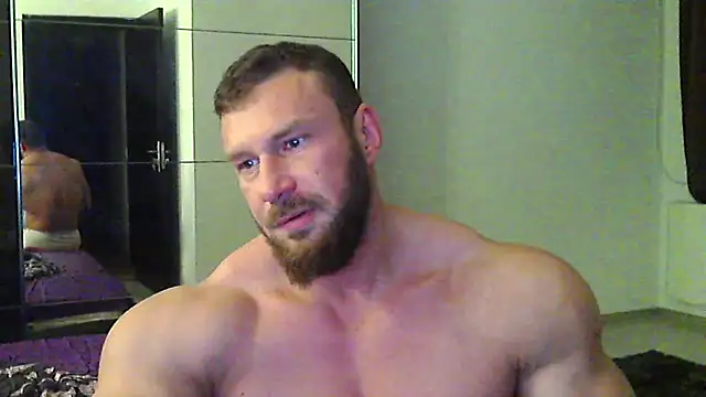 Snapshot of muscularkevin chatting on 03/28/26, 04:45 muscularkevin online show from 03/28/26, 04:45