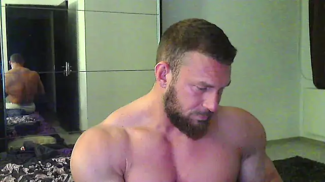 Snapshot of muscularkevin chatting on 03/29/26, 03:39 muscularkevin online show from 03/29/26, 03:39