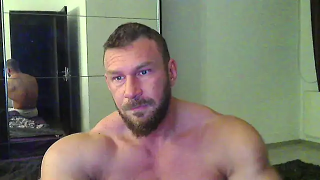 Snapshot of muscularkevin chatting on 04/14/26, 03:23 muscularkevin online show from 04/14/26, 03:23
