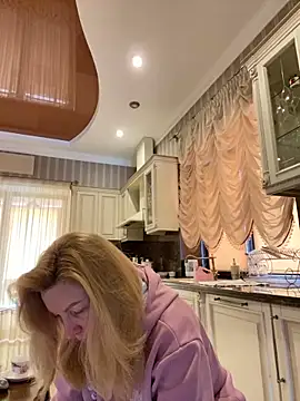 Amazoniiaa online show from 02/26/25, 10:15