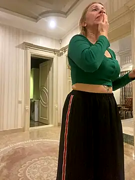 Amazoniiaa online show from 09/26/25, 07:18