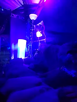 Hotredheadandtoungelasher online show from 03/10/25, 08:59