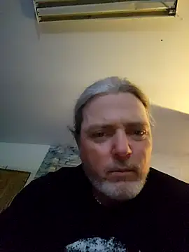 Snapshot of Hotredheadandtoungelasher chatting on 11/06/25, 07:59 Hotredheadandtoungelasher online show from 11/06/25, 07:59