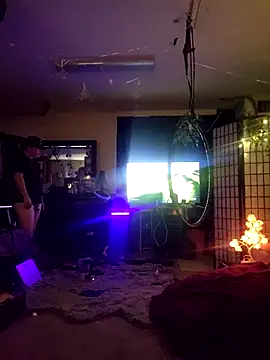 Snapshot of Hotredheadandtoungelasher chatting on 12/14/25, 06:08 Hotredheadandtoungelasher online show from 12/14/25, 06:08