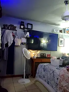 Snapshot of Hotredheadandtoungelasher chatting on 01/10/26, 10:39 Hotredheadandtoungelasher online show from 01/10/26, 10:39