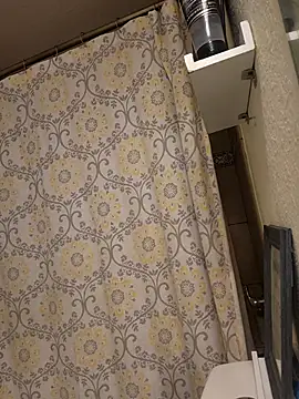 Snapshot of Hotredheadandtoungelasher chatting on 01/14/26, 05:13 Hotredheadandtoungelasher online show from 01/14/26, 05:13