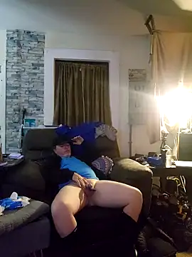 Snapshot of Hotredheadandtoungelasher chatting on 02/07/26, 12:47 Hotredheadandtoungelasher online show from 02/07/26, 12:47