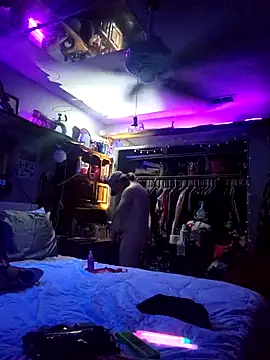 Snapshot of Hotredheadandtoungelasher chatting on 02/23/26, 12:35 Hotredheadandtoungelasher online show from 02/23/26, 12:35