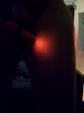 Snapshot of Hotredheadandtoungelasher chatting on 04/03/26, 11:41 Hotredheadandtoungelasher online show from 04/03/26, 11:41