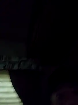 Snapshot of Hotredheadandtoungelasher chatting on 04/06/26, 09:38 Hotredheadandtoungelasher online show from 04/06/26, 09:38