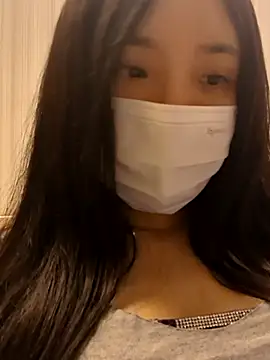 Snapshot of TBgril chatting on 07/15/26, 06:18 TBgril online show from 07/15/26, 06:18