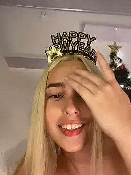 Snapshot of Irisweet_ chatting on 12/31/24, 09:06 Irisweet online show from 12/31/24, 09:06