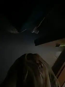 Snapshot of Irisweet_ chatting on 01/26/25, 03:58 Irisweet online show from 01/26/25, 03:58