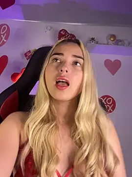 Snapshot of Irisweet_ chatting on 02/15/25, 02:00 Irisweet online show from 02/15/25, 02:00