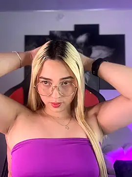 Snapshot of Irisweet_ chatting on 09/11/25, 09:48 Irisweet online show from 09/11/25, 09:48