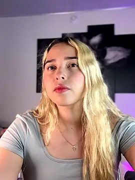 Snapshot of Irisweet_ chatting on 09/13/25, 11:15 Irisweet online show from 09/13/25, 11:15