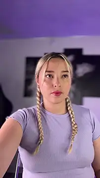 Snapshot of Irisweet_ chatting on 12/04/25, 10:40 Irisweet online show from 12/04/25, 10:40