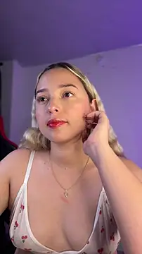 Snapshot of Irisweet_ chatting on 01/09/26, 09:38 Irisweet online show from 01/09/26, 09:38