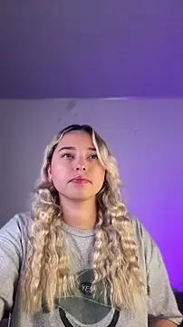 Snapshot of Irisweet_ chatting on 01/15/26, 11:08 Irisweet online show from 01/15/26, 11:08