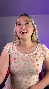 Snapshot of Irisweet_ chatting on 01/16/26, 10:36 Irisweet online show from 01/16/26, 10:36