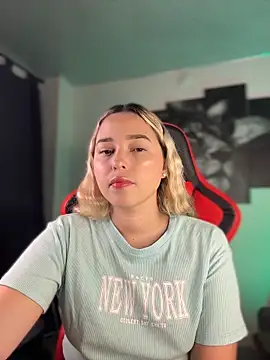 Snapshot of Irisweet_ chatting on 01/31/26, 10:08 Irisweet online show from 01/31/26, 10:08