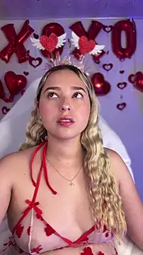 Snapshot of Irisweet_ chatting on 02/14/26, 07:21 Irisweet online show from 02/14/26, 07:21